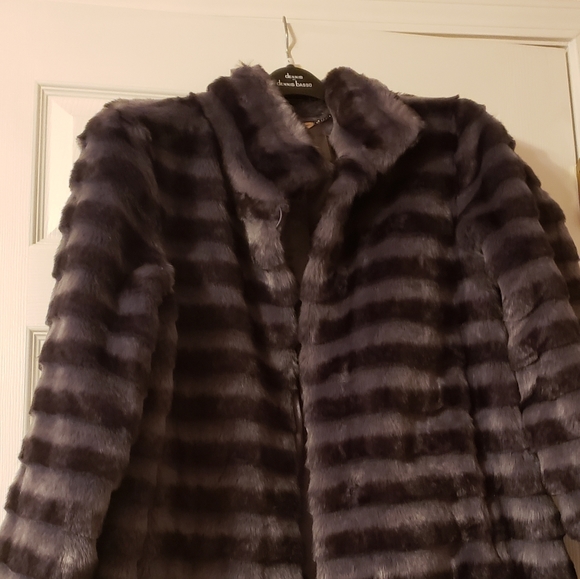 Dennis Basso Platinum Collection Faux Fur - Picture 3 of 3